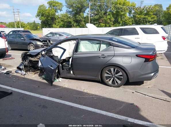 1N4BL4EV2KC159931 2019 NISSAN ALTIMA Gray 360 interior view
