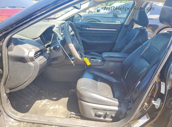 1N4BL4EV2KC188068 2019 NISSAN ALTIMA Black Front interior view