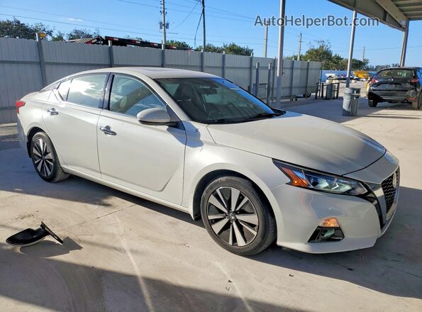 1N4BL4EV4MN308802 2021 NISSAN ALTIMA White Front right