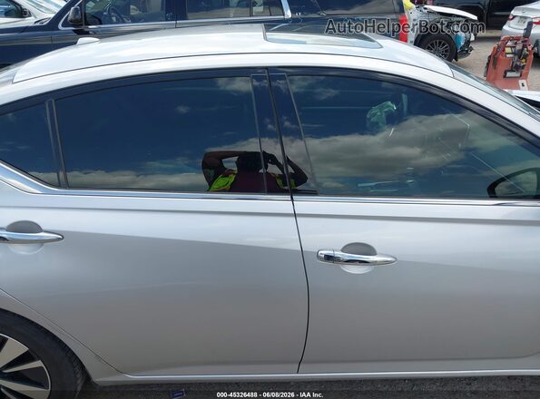 1N4BL4EV5KC164668 2019 NISSAN ALTIMA Silver Սալոնի 360 աստիճան տեսք