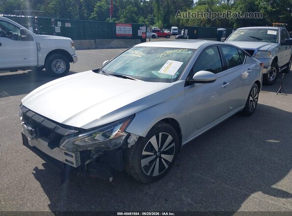 1N4BL4EV6KC105676 2019 NISSAN ALTIMA Silver წინა მარცხენა ხედი სამი მეოთხედიდან
