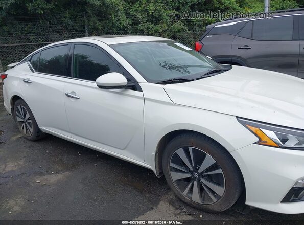 1N4BL4EV6MN344765 2021 NISSAN ALTIMA White Widok wnętrza z tyłu