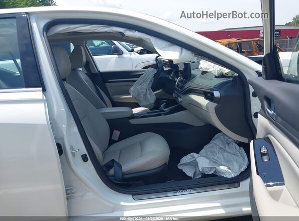 1N4BL4EV6SN300049 2025 NISSAN ALTIMA Белый Вид салона спереди