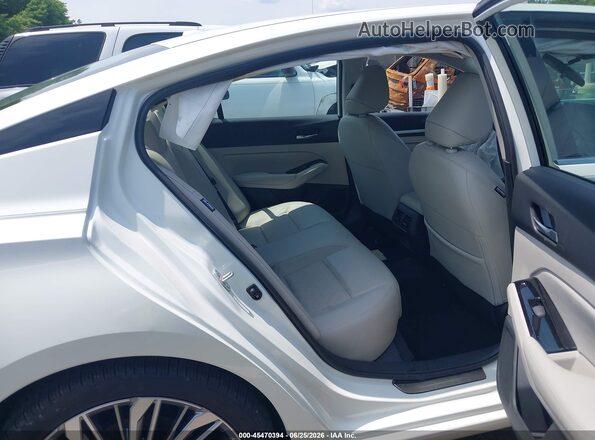 1N4BL4EV6SN300049 2025 NISSAN ALTIMA Белый Вид наклейки с VIN-кодом