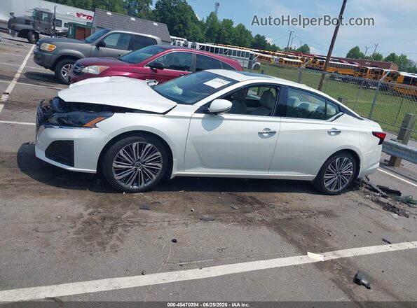 1N4BL4EV6SN300049 2025 NISSAN ALTIMA Белый Панорамный вид салона 360°