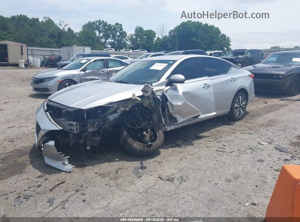 1N4BL4EV7LC144813 2020 NISSAN ALTIMA Silver წინა მარცხენა ხედი სამი მეოთხედიდან