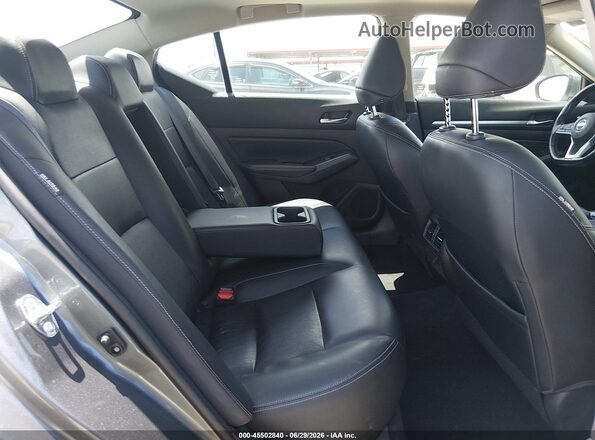 1N4BL4EV8KC191072 2019 NISSAN ALTIMA Gray VIN sticker view