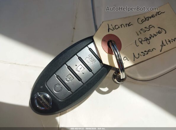 1N4BL4EV8KC201695 2019 NISSAN ALTIMA Silver Widok deski rozdzielczej