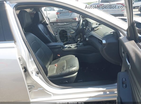 1N4BL4EV8KC201695 2019 NISSAN ALTIMA Silver Widok wnętrza z przodu