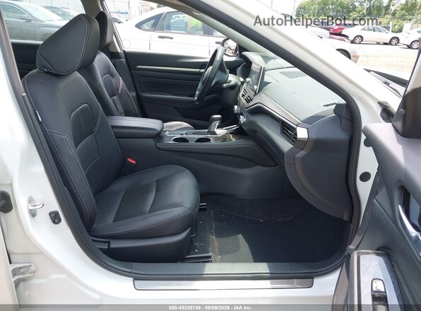 1N4BL4EV9NN399308 2022 NISSAN ALTIMA White Front interior view