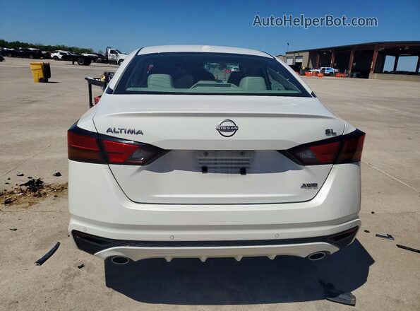 1N4BL4EW2RN353169 2024 NISSAN ALTIMA White Вид ззаду