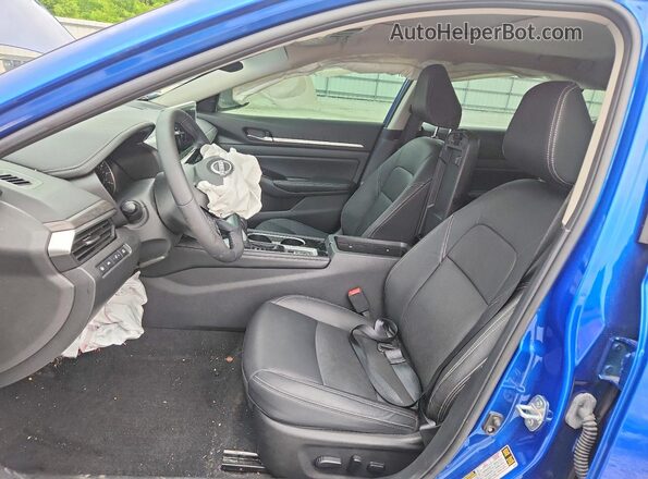1N4BL4EW2SN308139 2025 NISSAN ALTIMA Blue Widok wnętrza z przodu