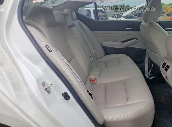 1N4BL4EW7MN421880 2021 NISSAN ALTIMA White Rear seats view