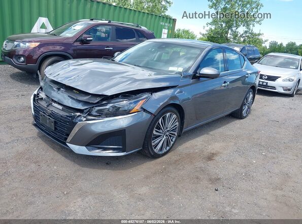 1N4BL4EW8RN331015 2024 NISSAN ALTIMA Gray Vista tres cuartos delantera izquierda