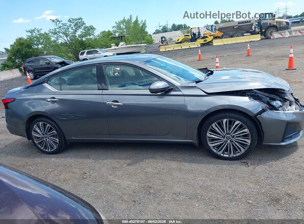 1N4BL4EW8RN331015 2024 NISSAN ALTIMA Gray Vista interior trasera