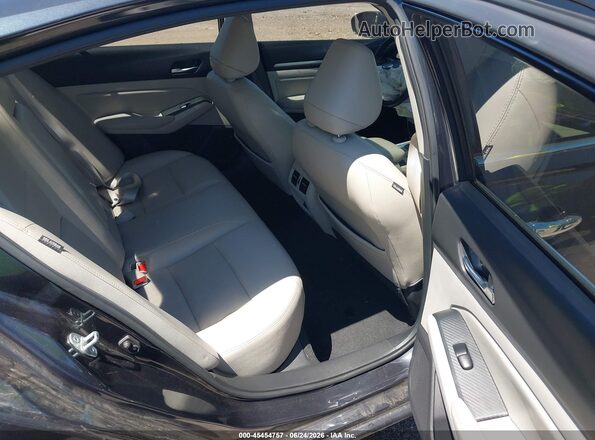 1N4BL4FV0KC102352 2019 NISSAN ALTIMA Gray VIN sticker view