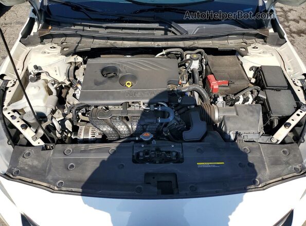 1N4BL4FV5LN301970 2020 NISSAN ALTIMA White Widok wnętrza z tyłu