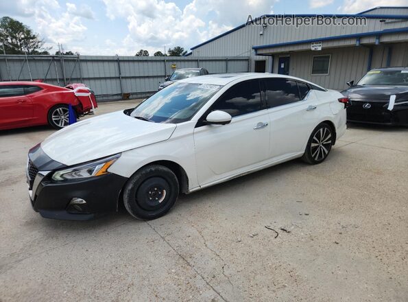 1N4BL4FV9LN303642 2020 NISSAN ALTIMA White Widok wnętrza 360 stopni