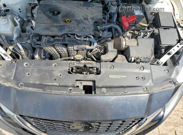 1N4BL4FV9LN303642 2020 NISSAN ALTIMA White Widok wnętrza z tyłu