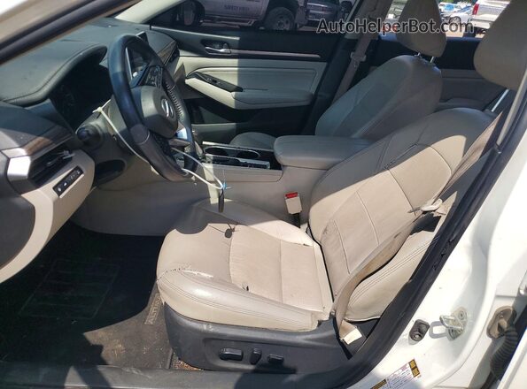 1N4BL4FV9LN303642 2020 NISSAN ALTIMA White Widok wnętrza z przodu