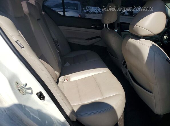 1N4BL4FV9LN303642 2020 NISSAN ALTIMA White Widok tylnych siedzeń