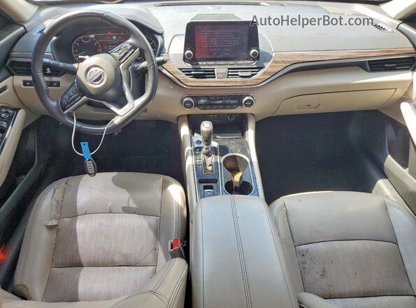 1N4BL4FV9LN303642 2020 NISSAN ALTIMA White Widok deski rozdzielczej