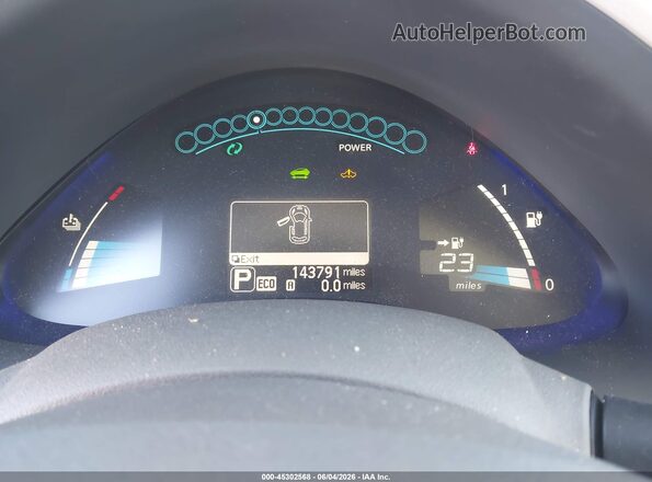 1N4BZ0CP0GC311708 2016 NISSAN LEAF White Widok tylnych siedzeń
