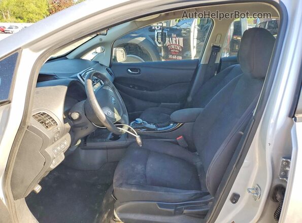 1N4BZ0CP0HC310284 2017 NISSAN LEAF Silver Սալոնի դիմացի տեսք