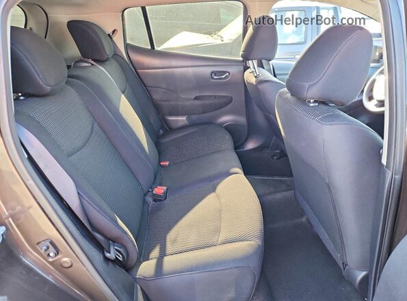 1N4BZ0CP2HC301571 2017 NISSAN LEAF Коричневый Вид задних сидений