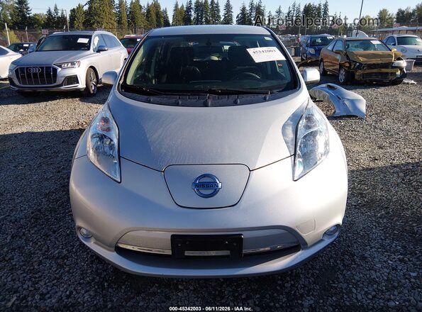 1N4BZ0CP6HC304361 2017 NISSAN LEAF Silver Vista interior trasera