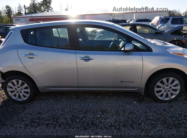 1N4BZ0CP6HC304361 2017 NISSAN LEAF Silver Vista interior de 360 grados