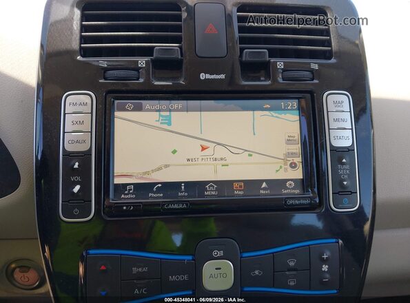 1N4BZ0CP8HC302272 2017 NISSAN LEAF Blue სალონის 360-გრადუსიანი ხედი