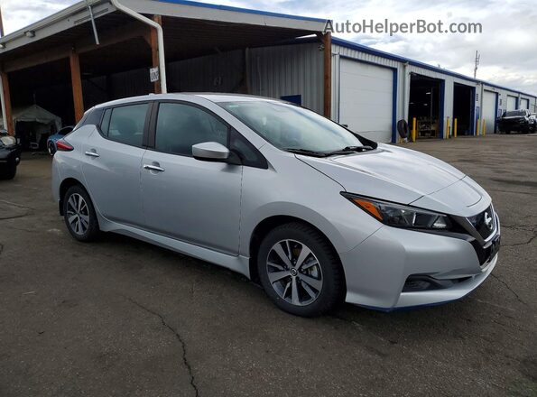 1N4BZ1BPXLC308039 2020 NISSAN LEAF Silver Przód prawy