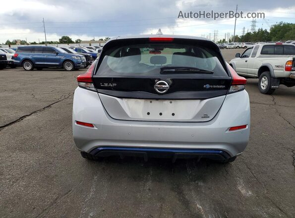 1N4BZ1BPXLC308039 2020 NISSAN LEAF Silver Widok z tyłu