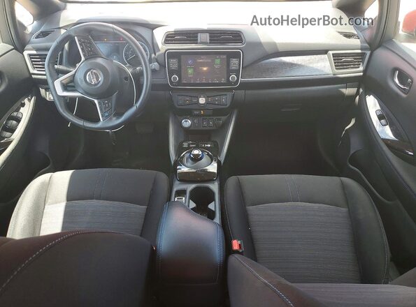 1N4BZ1CP4KC320961 2019 NISSAN LEAF Red Вид панелі приладів