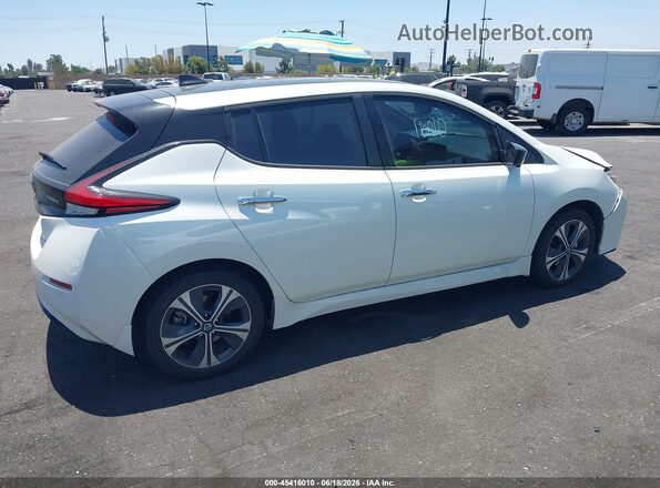 1N4BZ1CV5NC550334 2022 NISSAN LEAF White Vista interior trasera