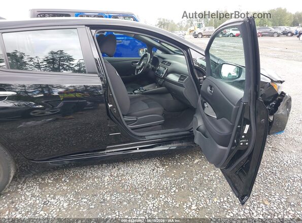 1N4BZ1CVXNC550152 2022 NISSAN LEAF Черный Вид салона спереди