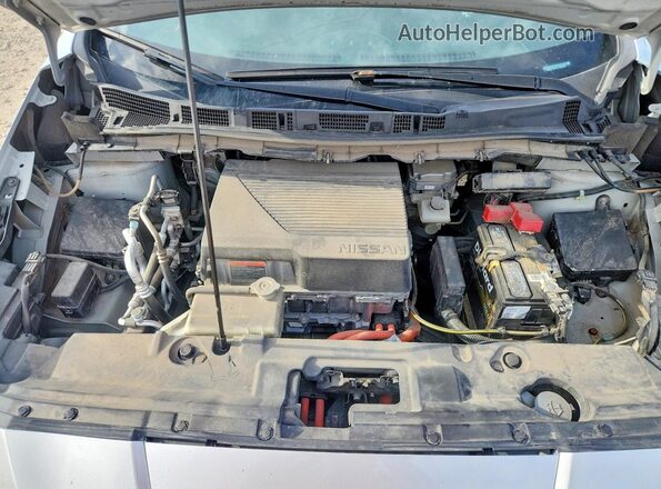 1N4BZ1DP2LC305584 2020 NISSAN LEAF Серебряный 
