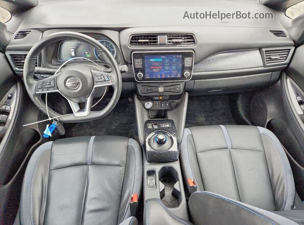 1N4BZ1DP8LC309803 2020 NISSAN LEAF Gray Вид панелі приладів