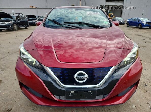 1N4BZ1DV2MC555066 2021 NISSAN LEAF Red Widok z przodu