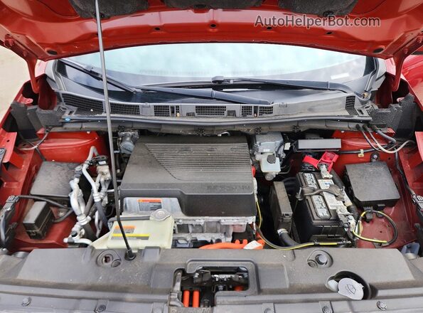 1N4BZ1DV2MC555066 2021 NISSAN LEAF Red Widok wnętrza z tyłu