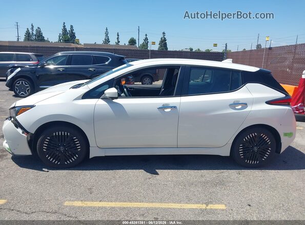 1N4CZ1CV2PC552016 2023 NISSAN LEAF Белый Панорамный вид салона 360°