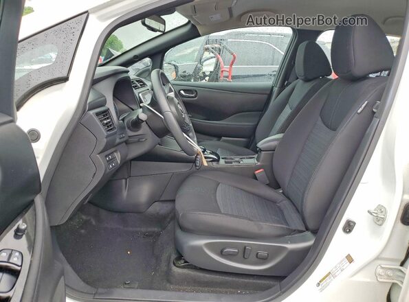 1N4CZ1CV6RC551406 2024 NISSAN LEAF White წინა სალონის ხედი