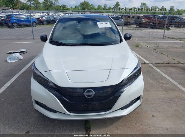 1N4CZ1CV6SC563576 2025 NISSAN LEAF White ხელსაწყოთა პანელის ხედი