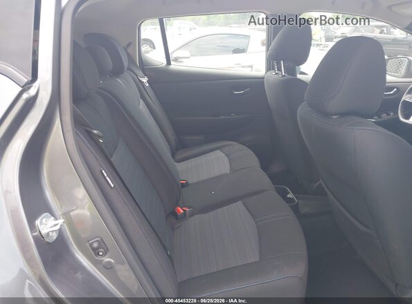 1N4CZ1CV7PC553226 2023 NISSAN LEAF Серый Вид наклейки с VIN-кодом