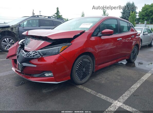 1N4CZ1CV8PC562405 2023 NISSAN LEAF Red Vista tres cuartos delantera izquierda