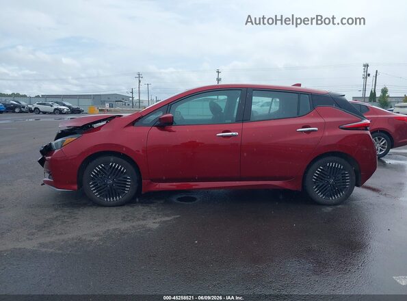 1N4CZ1CV8PC562405 2023 NISSAN LEAF Red Vista interior de 360 grados