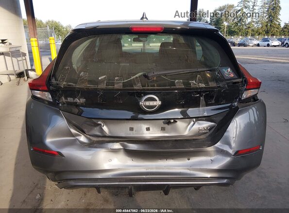 1N4CZ1CV8SC566947 2025 NISSAN LEAF Gray Դիմացի տեսք