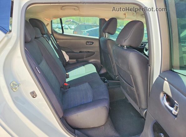 1N4CZ1CVXRC553532 2024 NISSAN LEAF Белый Вид задней части салона