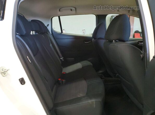 1N4CZ1CVXRC556947 2024 NISSAN LEAF White Вид задніх сидінь